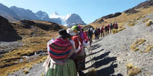 Bolivia con las cholitas escaladoras